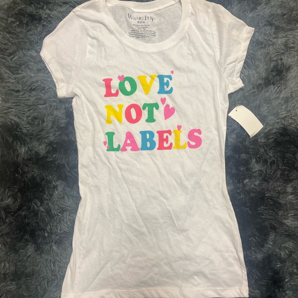 Medium white T-shirt.